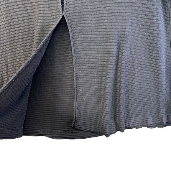 Free People We The Free Mock Neck Flowy Turtleneck Thermal large - Picture 8 of 12